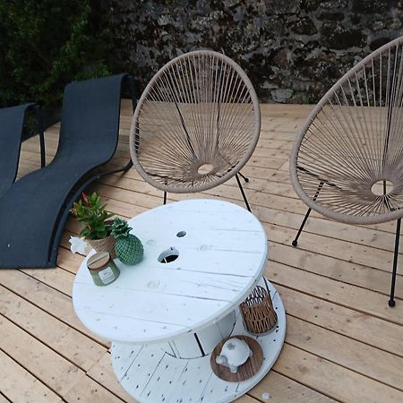 Les Bichettes Bed & Breakfast Mortagne-sur-Sevre Exterior photo